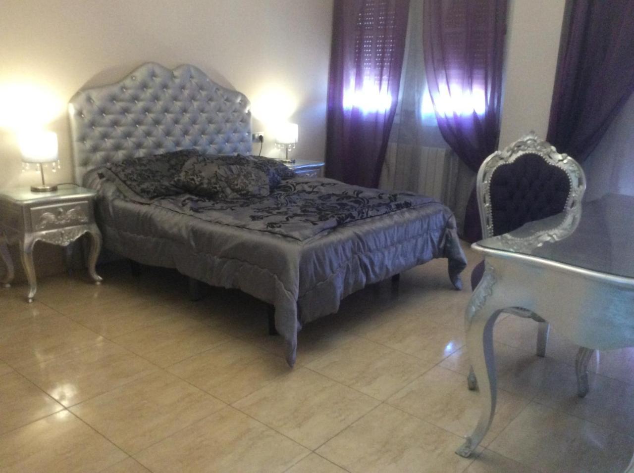 Hostal Mont Royal Аликанте Екстериор снимка